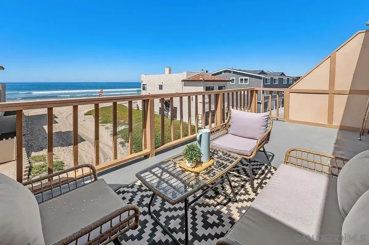Ocean Villa West — Photo 1