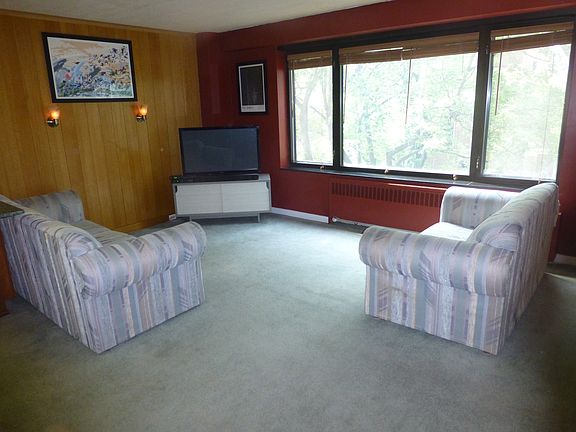 5th image of 3100 N Lake Shore Dr APT 303