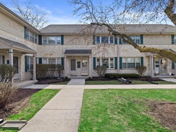 4836 North Shoreland AVENUE, Whitefish Bay, WI 53217