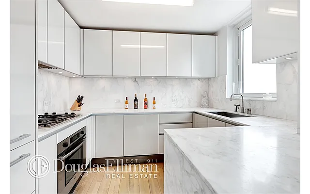 Sold by Douglas Elliman | media 3