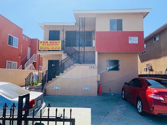 2nd image of 10611 Avalon Blvd APT 4