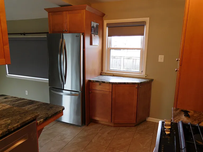 1591 Webster St — Photo 13