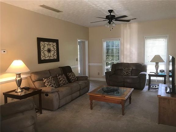4th image of 265 McGarity Dr