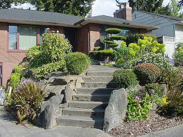 2nd image of 3426 40th Ave W