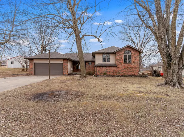748 E Bluff Drive, Springfield, MO 65803