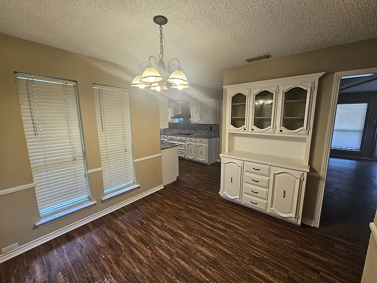 1340 Grand Teton Dr — Photo 9