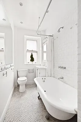 Sold by Compass | media 37