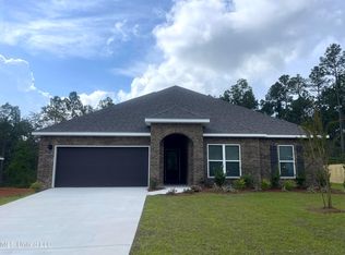 15120 Windmill Ridge Pkwy, Diberville, MS 39540