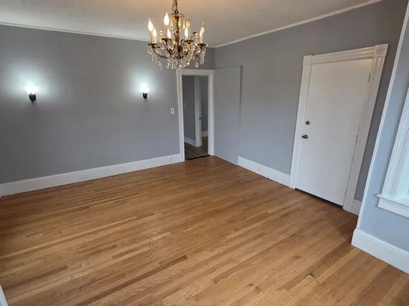 11 Shamrock St #1, Worcester, MA 01605