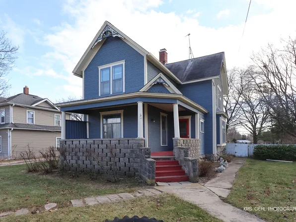 11901 Prairie Ave, Hebron, IL 60034