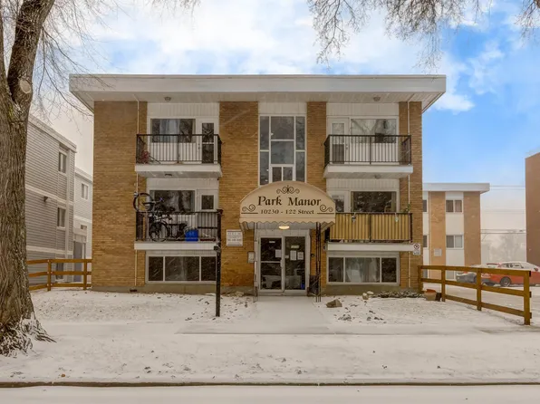 10230 122nd St NW #33, Edmonton, AB T5N 1L9
