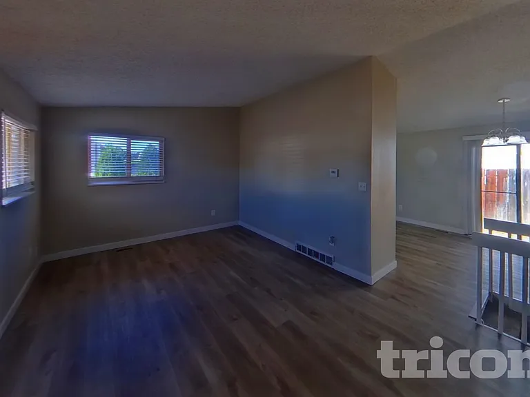 3127 S Moonbeam Cir — Photo 4