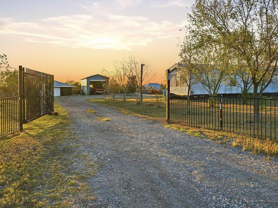 1st image of 675 Highland Ranch Way