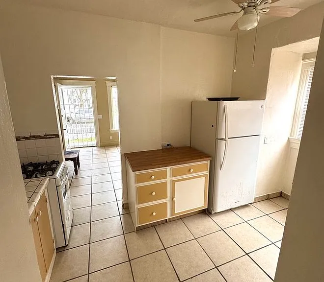 491 Rose Ave #A — Photo 9