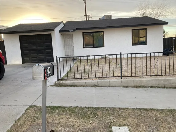 220 Lillian Dr, Barstow, CA 92311