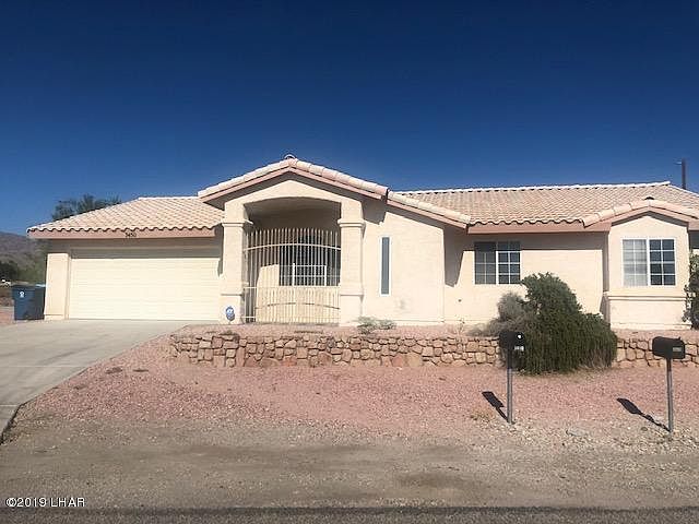 1st image of 3450 Thunderbird Dr