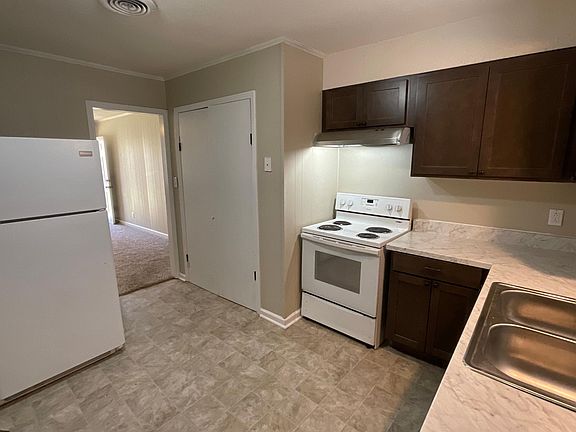 2nd image of 1551 N Royal St