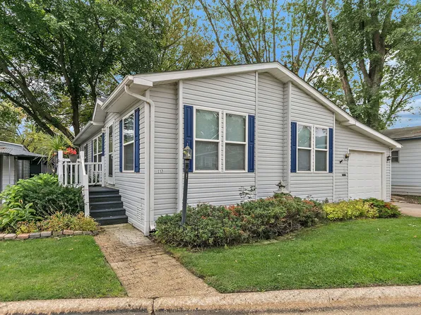 117 Parkwood Rd, Elgin, IL 60123