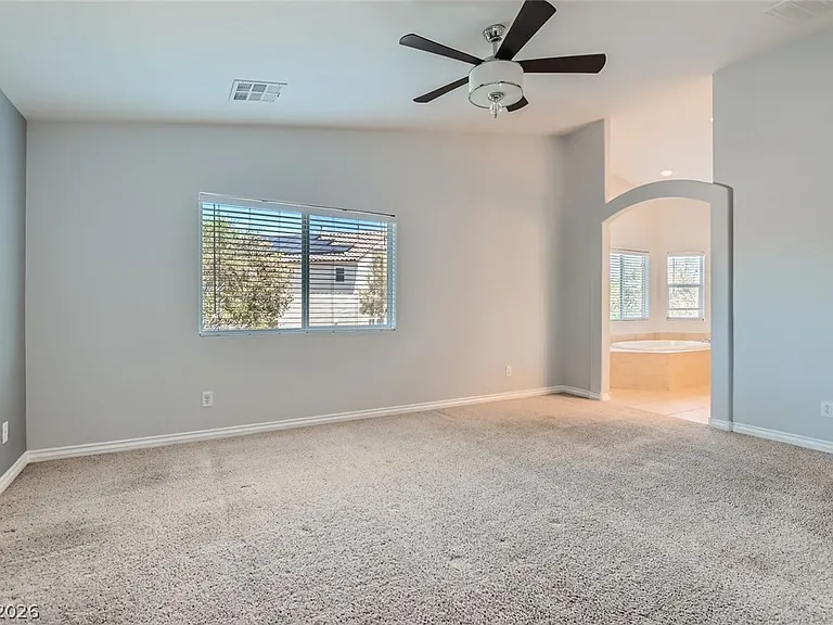 8046 Glimmerglass Ave — Photo 6