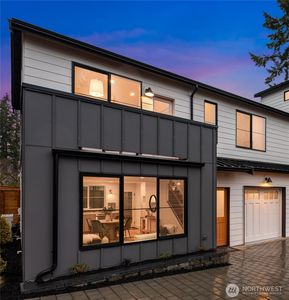 11737 20th Avenue NE, Seattle, WA, 98125