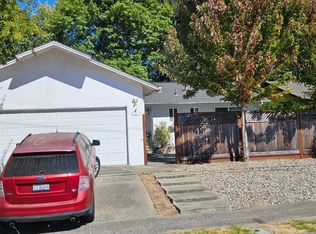 816 Jack London Dr, Santa Rosa, CA 95409