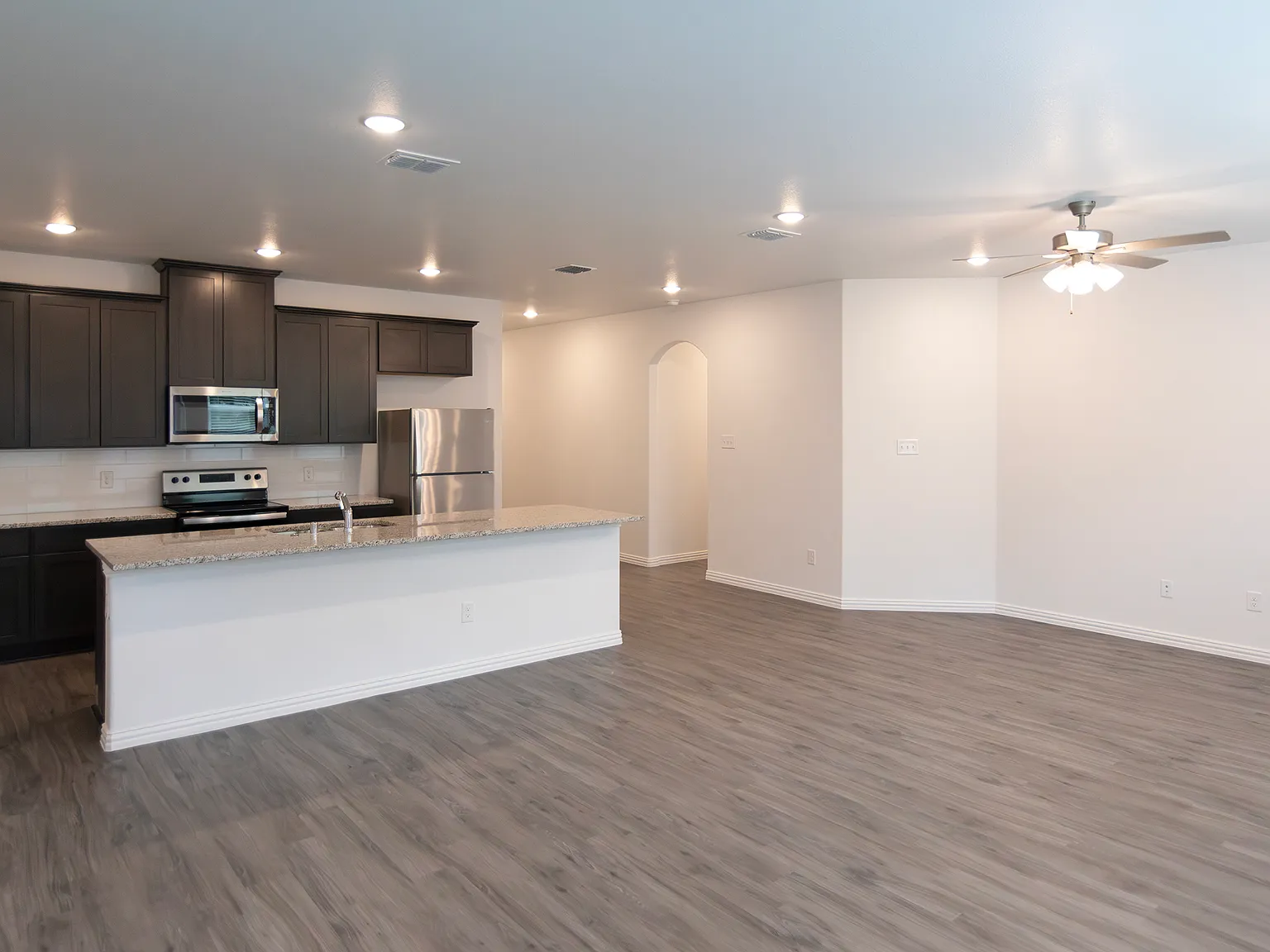 4520 Turnbull Dr — Photo 4