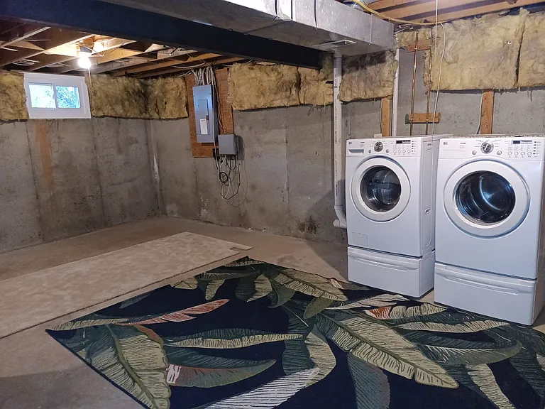 345 Silver Ridge Dr — Photo 28
