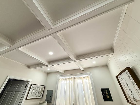 5th image of 125 Mallory Ave Floor 2