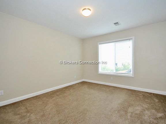 4th image of 24 Miriam St #1
