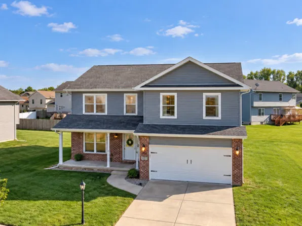 274 Apple Grove Ln, Valparaiso, IN 46383