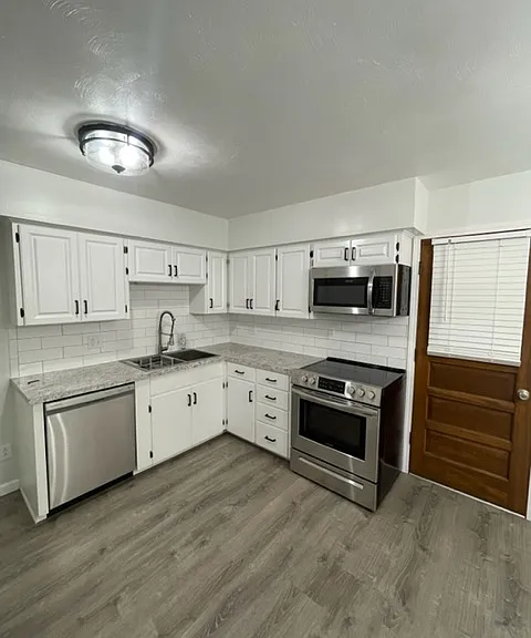 716 Portage Rd #4 — Photo 2