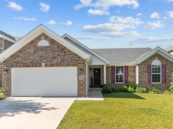 4780 Cypress Pointe Dr, Imperial, MO 63052