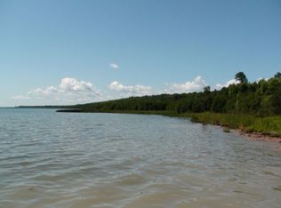 46 N Eastshore Dr, Sault Sainte Marie, MI 49783