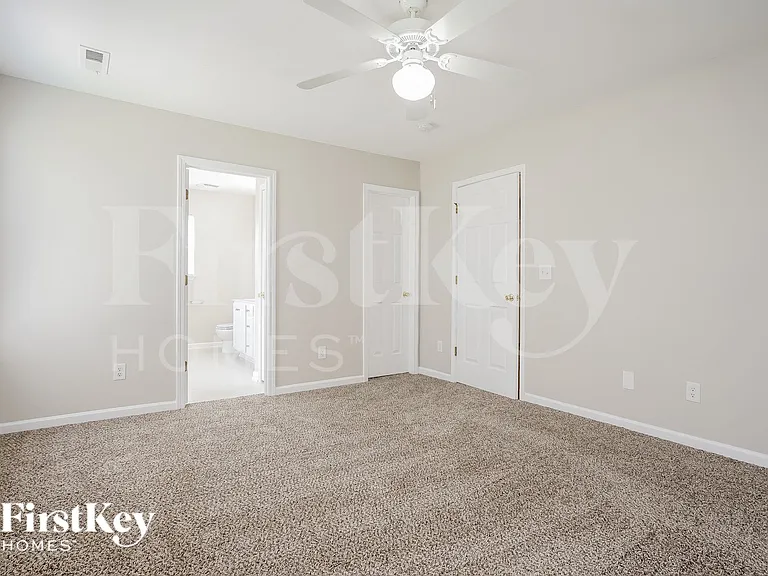 705 Hawthorn Ridge Dr — Photo 13