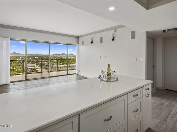 4750 N CENTRAL Avenue #L17, Phoenix, AZ 85012