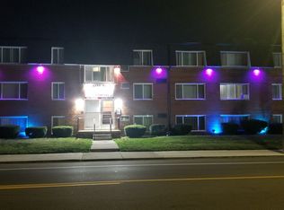 8864 Schaefer Hwy APT 110, Detroit, MI 48228