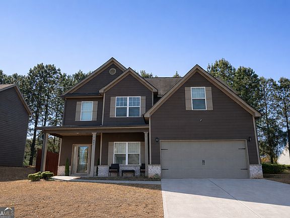 2nd image of 461 Lake Ridge Ln