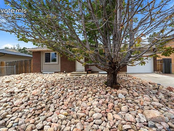 3rd image of 4526 Del Verde Dr