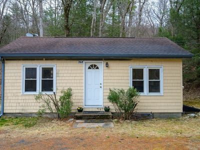 260 Amherst Rd, Belchertown, MA, 01007