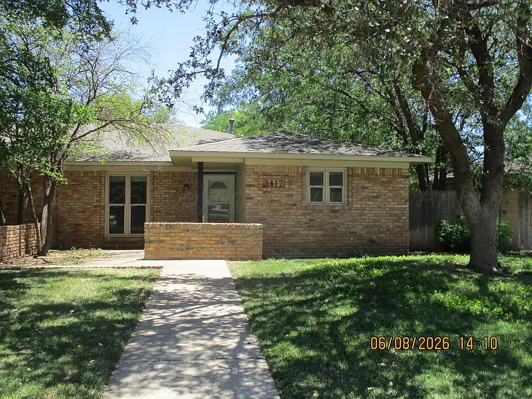 3417 Thornton Dr — Photo 1