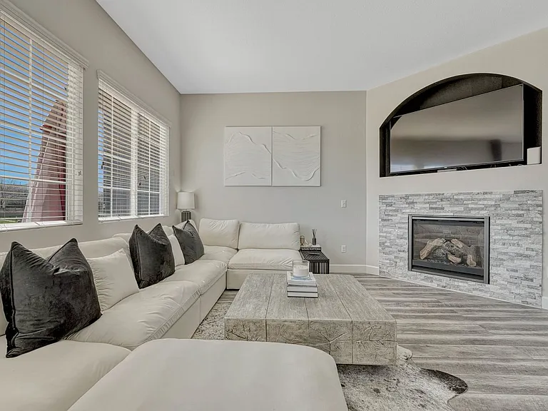 7848 S Joplin Ct — Photo 12