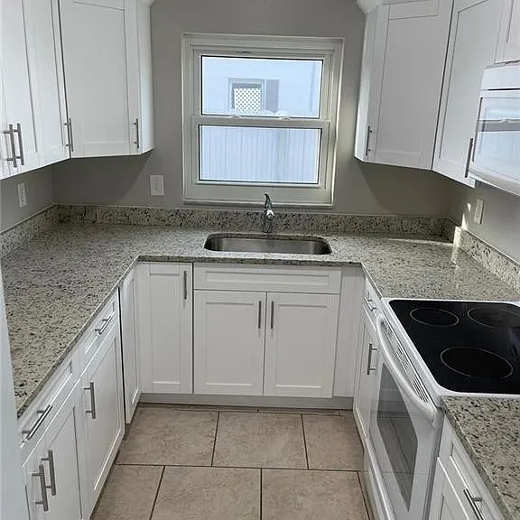 2505 SE 16th Pl #2 — Photo 8