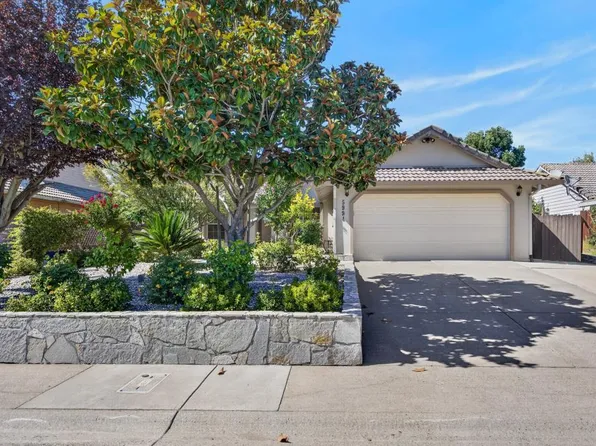 5994 Silver Shadow Cir, Sacramento, CA 95823