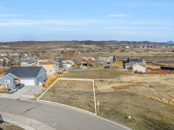 338 Lake View Rd, Hayden, CO 81639