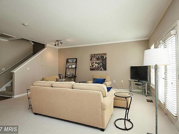 4th image of 8136 Harper Valley Ln #30