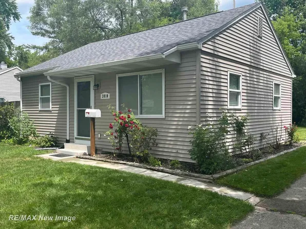 3810 Washington St, Midland, MI 48642