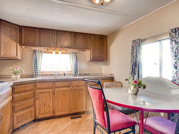 2nd image of 75 Anglers Dr #53