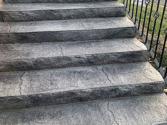 3rd image of 2517 Essex St