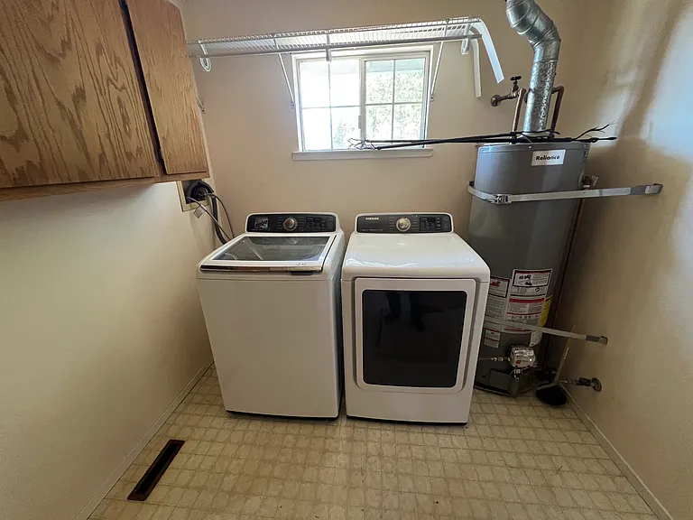 27540 Poppy Dr — Photo 18