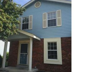 1314 Summergate Pkwy, Saint Charles, MO